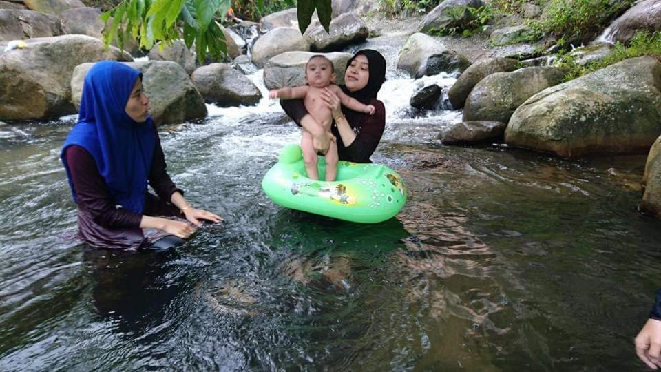 Lopoh Waterfront Budget Chalets Hulu Langat Exterior foto