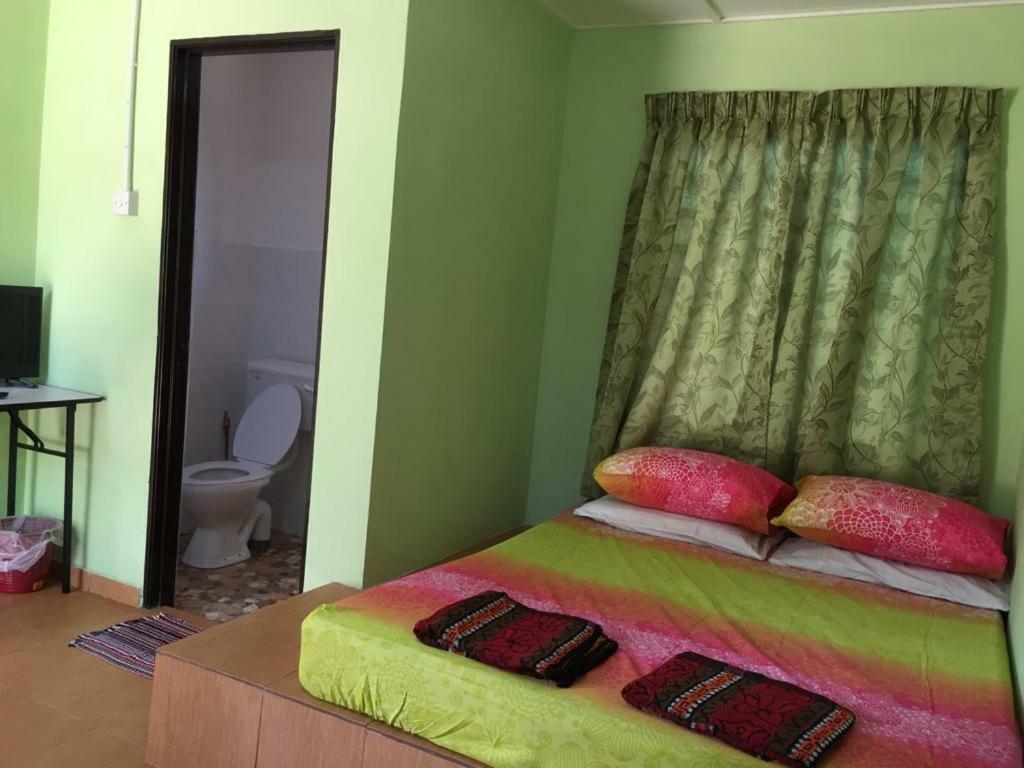 Lopoh Waterfront Budget Chalets Hulu Langat Exterior foto